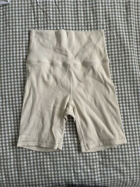 Aerie High Waisted Ribbed Biker Shorts in Cream